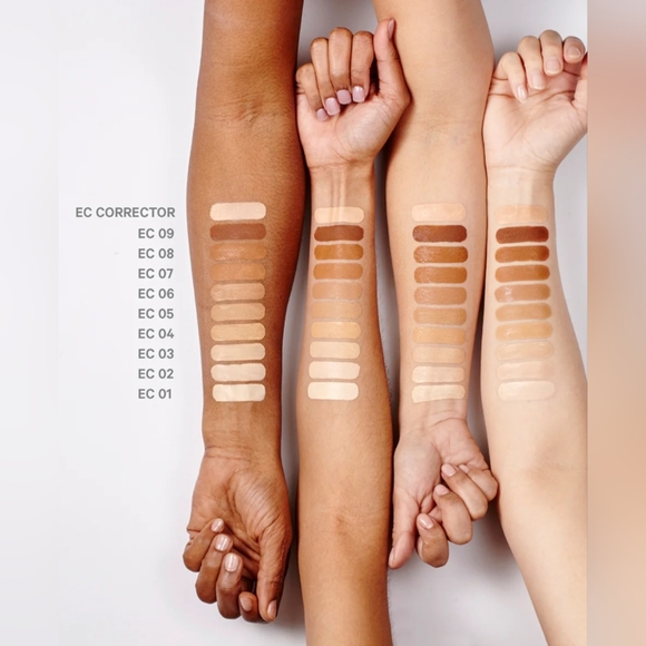 Kevyn Aucoin Medium 05 Concealer - Picture 4 of 4